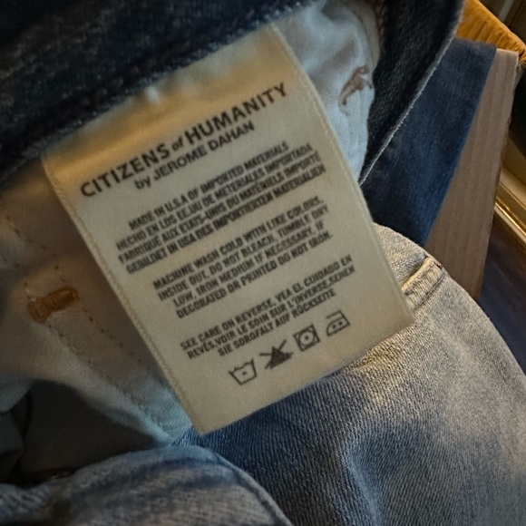 Citizens of Humanity Liya High Rise Classic fit crop Jeans in Torn 24 1577-749 - Picture 5 of 8